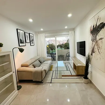 Apartamento Moderno Y Comodo! * Malaga